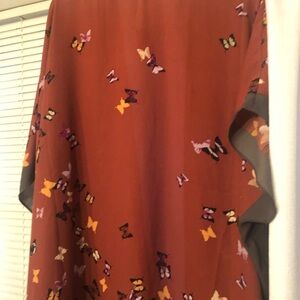 Women’s coverup 
Brand new